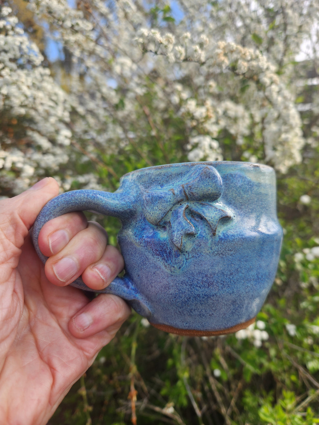 Pretty bow mug